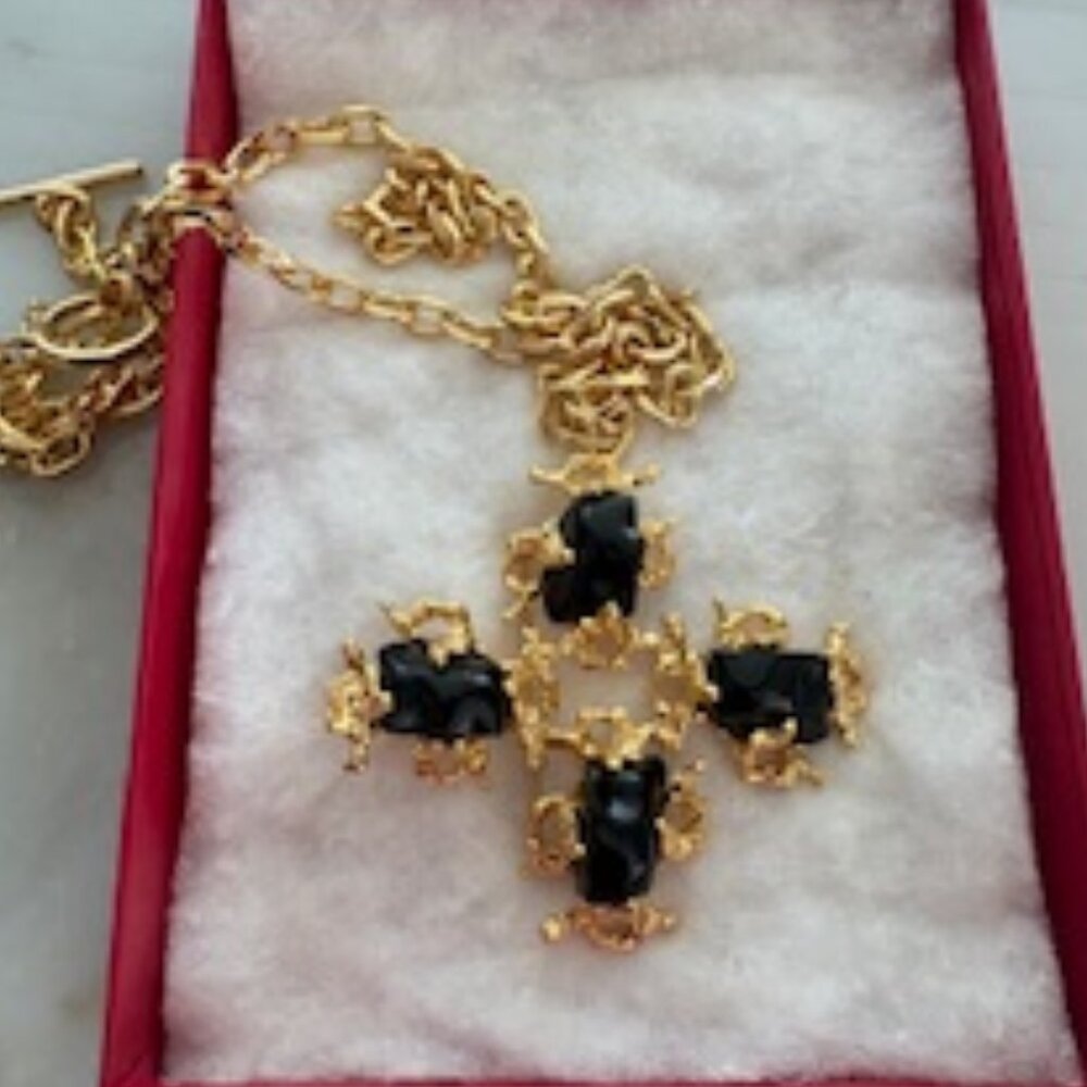 RARE FIND - Vintage Ivana Necklace/Brooch - from the 1990's